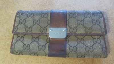 GUCCI Cartera Larga GG - Beige USADA con desgaste Foto 1 de 4