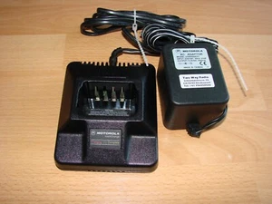 Ładowarka Motorola GP300 - Zdjęcie 1 z 6