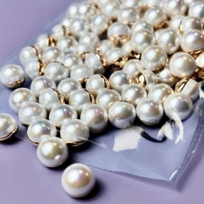 20pcs DIY Round White Faux Pearl Buttons for Cloth Sewing Accessories Craft 10mm - Image 1 of 4