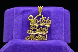 Michael Anthony 14K Yellow Gold WORLDS BEST MOM Pendant Charm - Picture 1 of 4