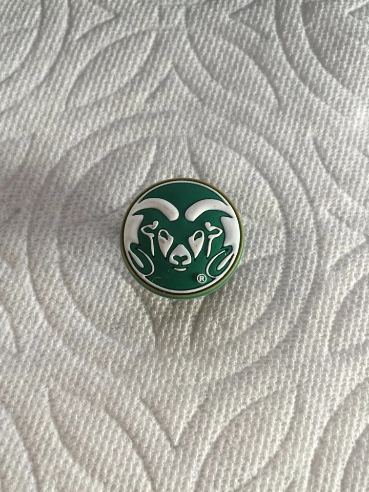 COLORADO UNIVERSIDAD ESTATAL RAMS JIBBITZ COLORADO ESTADO ZAPATO ENCANTO NCAA JIBBITZ  Foto 1 de 1