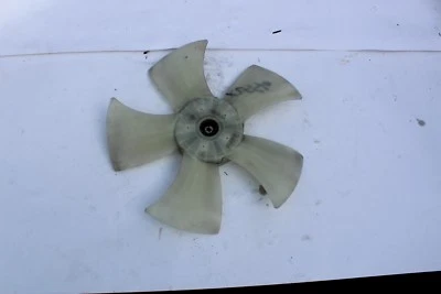 ACURA MDX 2001-2002 RADIADOR VENTILADOR DE REFRIGERACIÓN HOJA X2556 Foto 1 de 4