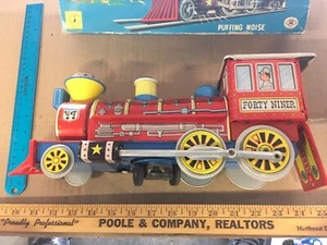 Forty Niner Locomotive Battery-Operated Tin Train # 1732 with Box Vintage - work - Picture 1 of 24