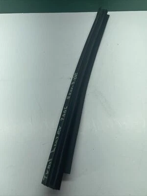 Chevrolet Trail Blazer 2006 puerta trasera derecha ventana interior tira de sellado 15033292 Foto 1 de 4