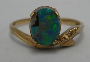 VINTAGE 18 CT GOLD OPAL SET RING - - Foto 1 di 9