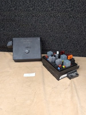 Chevrolet S10 Blazer GMC Jimmy 1999-2005 motor caja de fusibles bloque de conexiones 15328840 Foto 1 de 4