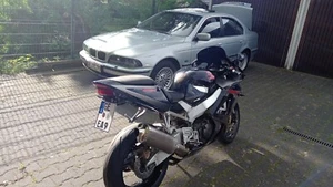 Honda CBR 900RR Fireblade SC 44 - Bild 1 von 4