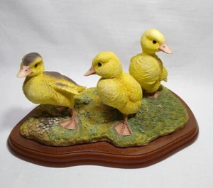 Birds By Russell Willis A0127 Ducklings Large Ornament Figurine - Picture 1 of 13