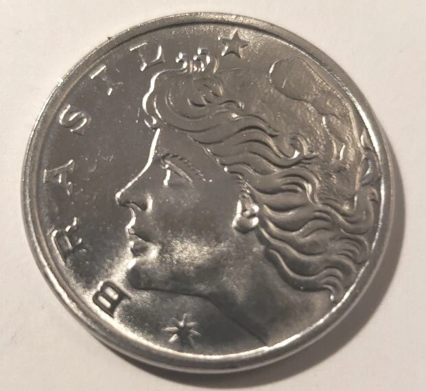 Item # C-36 / Brazil Coin 20 centavos 1976 Circulated  - Image 1 of 2