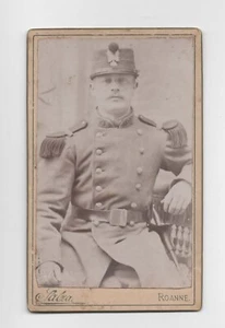 CDV .Schrank SALZA ROANNE . Militärportrait 98. Infanterieregiment - Bild 1 von 2