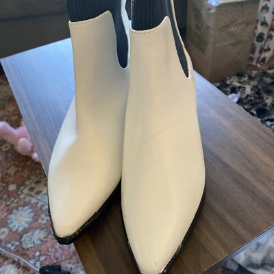 Worthington Boots White Memory Foam Size 6 M NWOT - Image 1 of 4