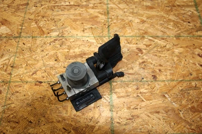 2012 -2018 MERCEDES BENZ CLS 550 OEM ABS ANTI LOCK BRAKE PUMP CONTROLLER MODULE - Image 1 of 4