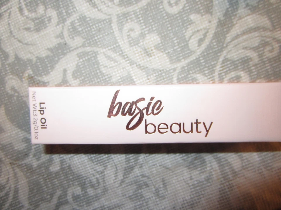 Manna Kadar Beauty Lip Locked, Priming Lipstick '' Lust ''  - Image 1 of 1