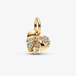*BRAND NEW* Pandora Moments Sparkling Monstera Leaf Dangle Charm 763349C01 - Picture 1 of 4