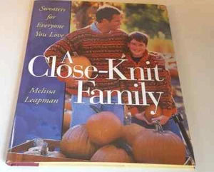 RARE VINTAGE A Close-Knit Family - Sweaters for Everyone you Love - Imagen 1 de 2