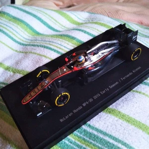 Ebbro 1/43 McLaren Honda MP4-30 F. Alonso 2015 F1 Model in Case, Used - Picture 1 of 6