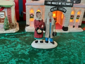 It's a Wonderful Life Ma & Pa Bailey Holiday Village Figure Pair - Picture 1 of 9