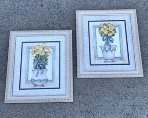 Home Interiors SET 2 Yellow Rose of Texas Blue Willow Vase Framed Art ❤️sj10m5 - Picture 1 of 11