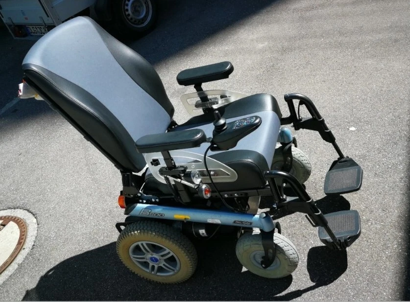 M E G A SPEZIALRABATT         +++ Otto Bock B500 +++ Elektrorollstuhl 10 KM/H - Bild 1 von 4