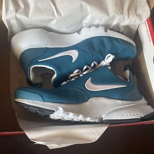 Nike Presto Fly GS Green Abyss Sz 5Y / 6.5W NWB $75 Retail - Picture 1 of 6