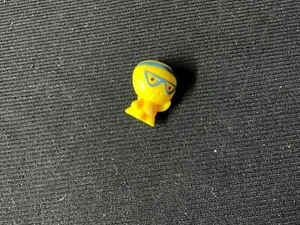 Gogos Crazy Bones Yellow Miro-K Rare - Picture 1 of 4