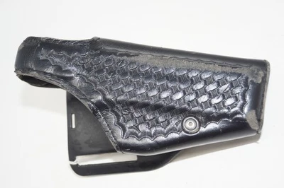 Safariland Glock 17 Leather Holster - Black Basketweave - Image 1 of 4