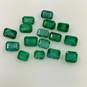 8.97ct Natural Emerald octagon cut top green good luster unheated untreated gems - Picture 1 of 3