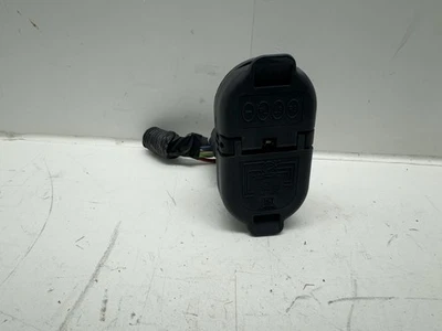 2019-2025 SIERRA SILVERADO CANYON COLORADO TRAILER 4 PIN 7 PIN PLUG OEM - Image 1 of 4