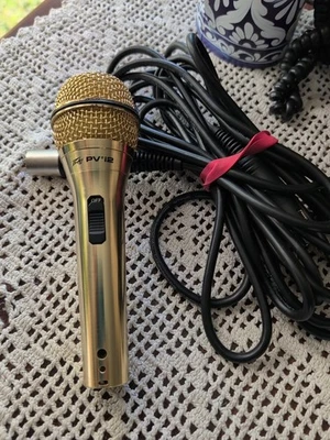 Peavey PV i 2 GOLD Microphone * Dynamic Vocal Microphone w/ High Grade Cable *  - Image 1 of 4