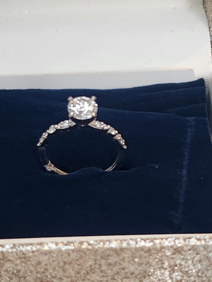 Monique Lhuillier Bliss Engagement 18K White Gold 1ct IGI LabGrown Diamond Ring - Image 1 of 4