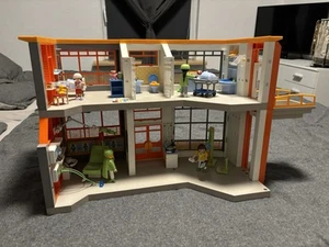PLAYMOBIL 6657 - Kinderklinik mit Einrichtung Krankenhaus Klinik - Bild 1 von 1
