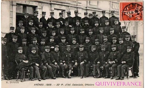 CP3210 - CARTE POSTALE 83 HYERES 22e REGIMENT d'INFANTERIE COLONIALE OFFICIERS - Picture 1 of 2