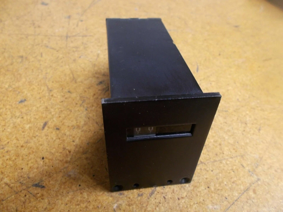 Veeder-Root KB-1659 Counter 24VDC 4VA Per Coil New Old Stock No Box - Image 1 of 1