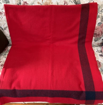 Manta Woolrich 100 % lana roja con rayas negras 70" x 87" medida vintage EE. UU. Foto 1 de 4