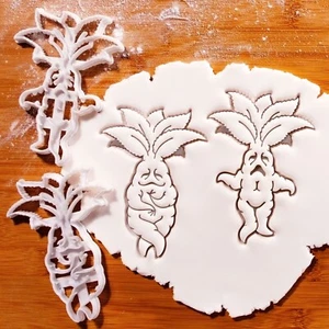 Mandrake Cookie Cutters Set - Halloween witchcraft fantasy magical herb spells - Picture 1 of 6