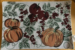 Herbstfest Ernte Gobelin Tischsets 4er Set Kürbisse Äpfel Kirschen - Bild 1 von 2