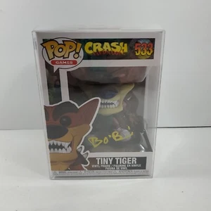 Pop! Games Crash Bandicoot Piccola Figura Vinile Tiger Funko- (Firma Autentica) - Foto 1 di 10