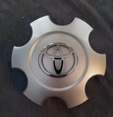 Fits Toyota Tundra 03-07 & SEQUOIA Replacement Silver CenterCap Hub Cap USED 4PC - Image 1 of 4