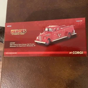 Corgi 1:50 Scale Hero’s under Fire, Milwaukee Fire Department - Picture 1 of 7
