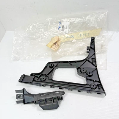 NUEVO 2008-2017 AUDI S5 A5 QUATTRO PARACHOQUES TRASERO DERECHO SOPORTE GUÍA 8T0807572 OEM Foto 1 de 4