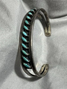 Vintage Zuni Nadelspitze Sterlingsilber & Türkis Manschette - Bild 1 von 9