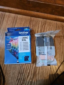Brother LC205C Innobella Super High-Yield Ink Cyan 04/2022 - Picture 1 of 3