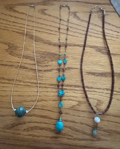 Lot of 3 stoned necklaces with 925 accents, lobster clasps, turquoise,pearl,wood - Picture 1 of 13