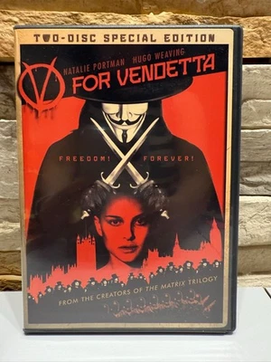 V for Vendetta 2006 2 Disc Special Edition Natalie Portman Hugo Weaving USED DVD - Image 1 of 4