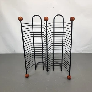 Porta CD Tower vintage anni 90 metallo legno alto 15” contiene 40 CD decorativo UK  - Foto 1 di 15