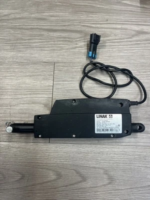 Linak 121000-10402420 DK-6430 Linear Actuator Drive 24V 2.2A TESTED WORKING RS26 - Image 1 of 4