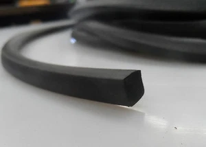 Weather Strip EPDM Sponge Rubber 19mm x 19mm square section Bulk 30 Metres | HYT - Picture 1 of 3