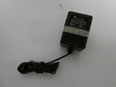 NETGEAR PWR-002-001 5V DC 800mA Bay Networks AC Adapter Power Supply - Image 1 of 2