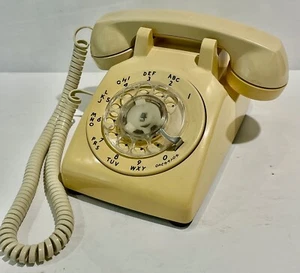 Telefono elettrico rotante western 1982 a campana - 500 DM - venduto da Pacific Telephone - Foto 1 di 9