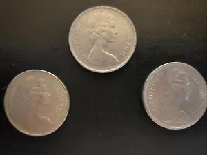 Elizabeth II 1970/1975/1977, (D*G*REG*F*D) Neu Pence 10 - Bild 1 von 5
